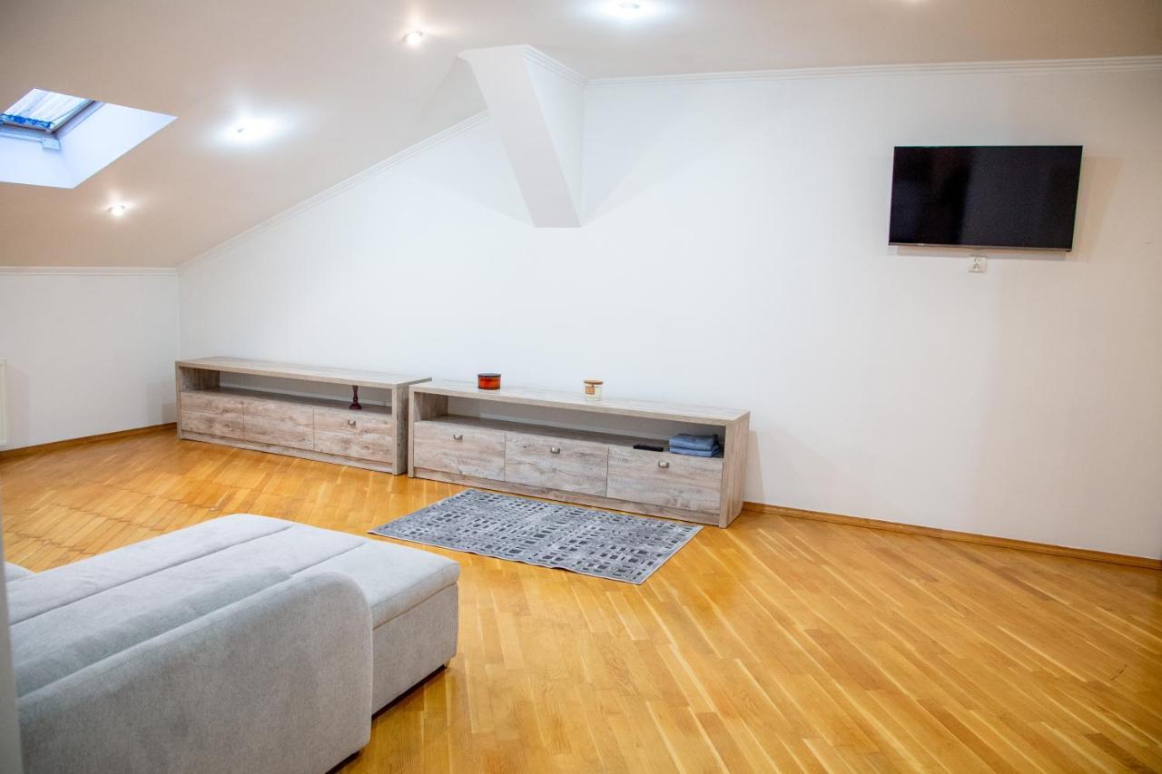 Apartment Kostyushka Lviv Eksteriør billede