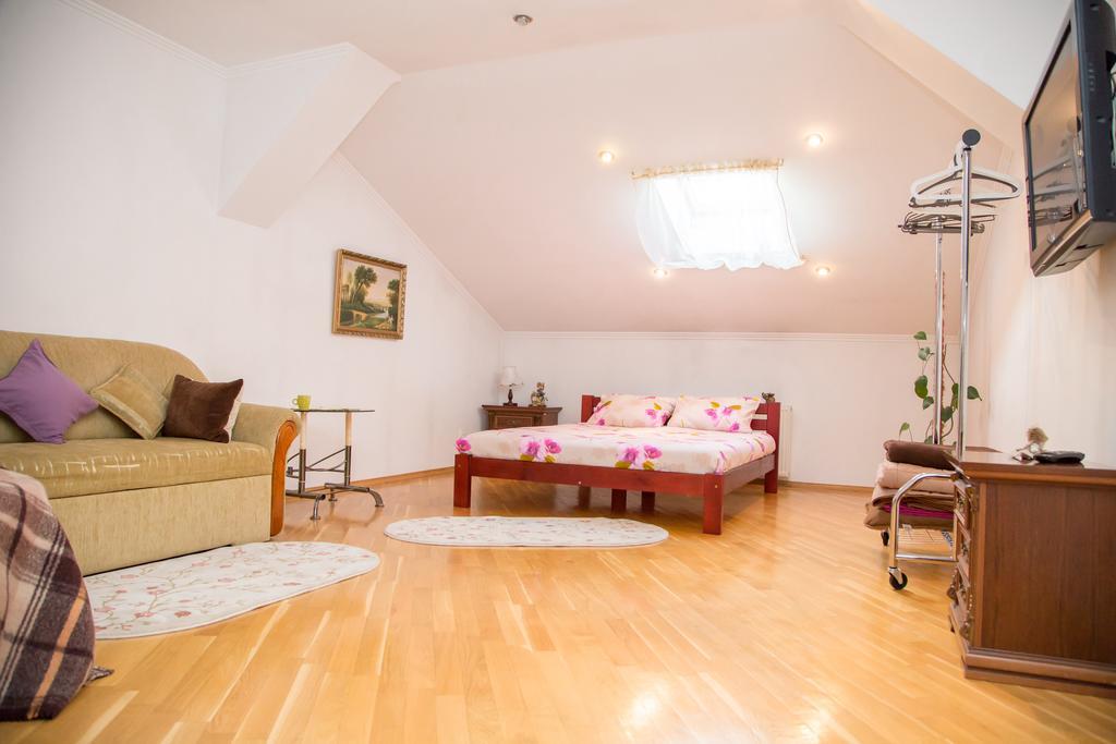 Apartment Kostyushka Lviv Eksteriør billede
